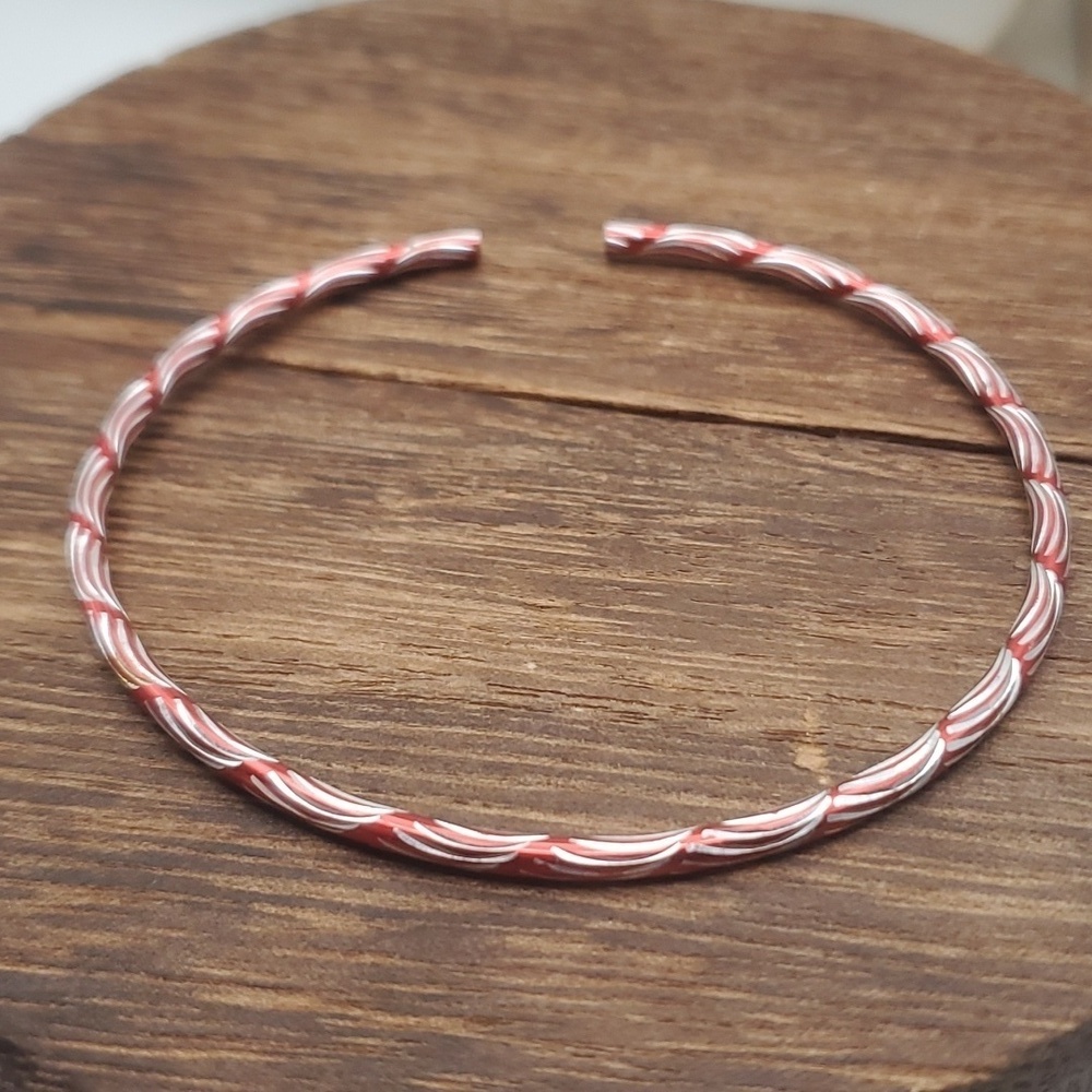 Candy cane twist‎ bracelet cuff B0606
